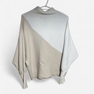 Philosophy Women's Sweater in Beige and cream